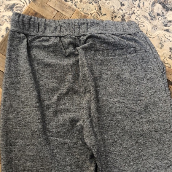 BDG Heather Gray Joggers NWOT Size Medium - Picture 8 of 10